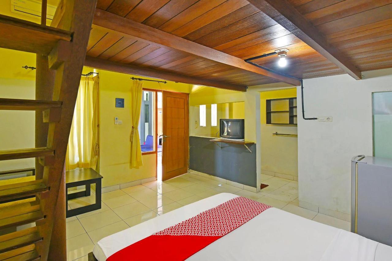 Super Oyo 91495 Hotel Indah Residence Denpasar  Exterior photo