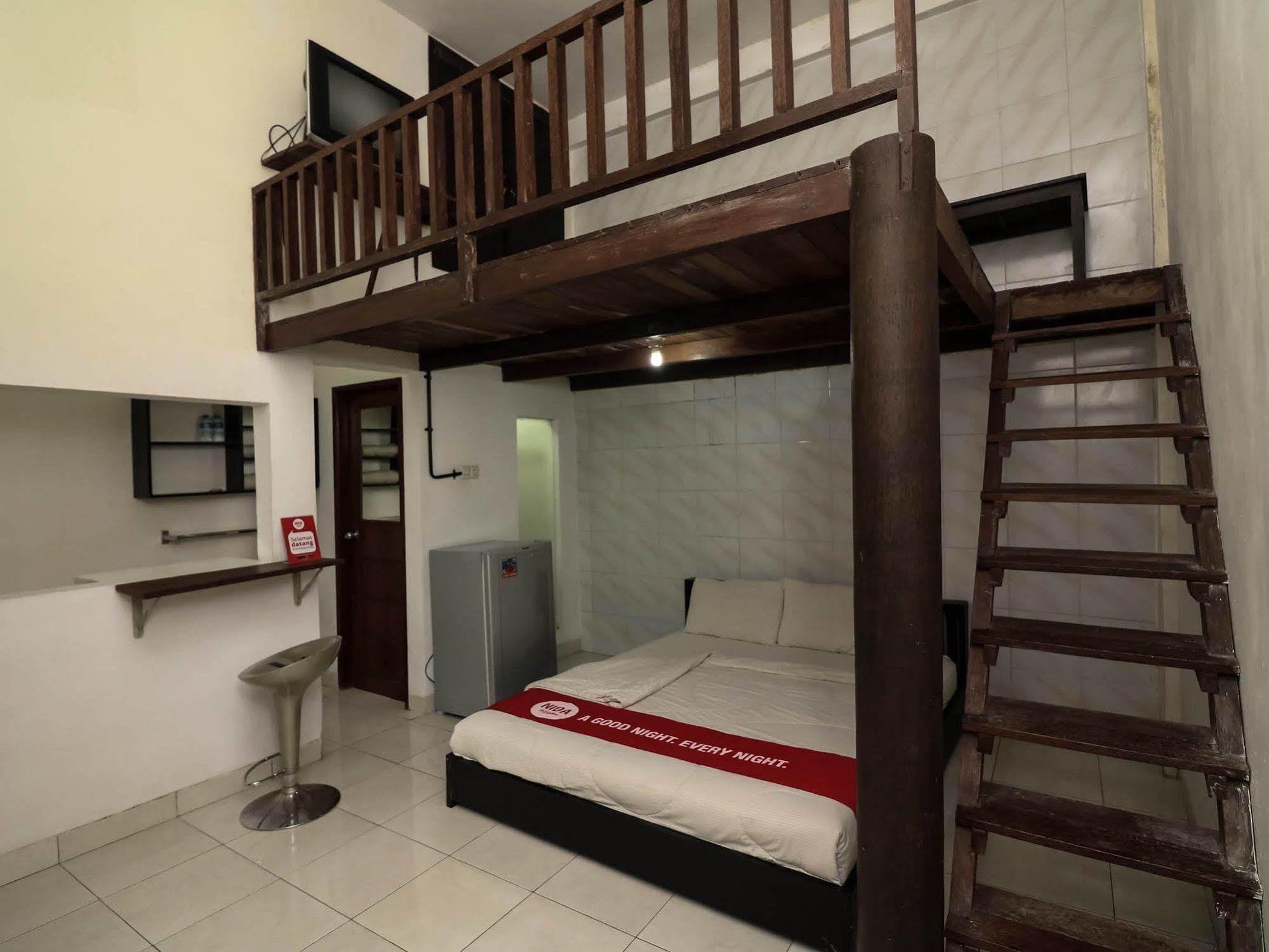 Super Oyo 91495 Hotel Indah Residence Denpasar  Exterior photo
